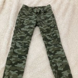 Camouflage old navy jeans
